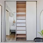 Center On Marszalkowska Street With Perfect View By P&m Daire *