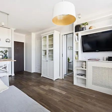 Center On Marszalkowska Street With Perfect View By P&m Βαρσοβία